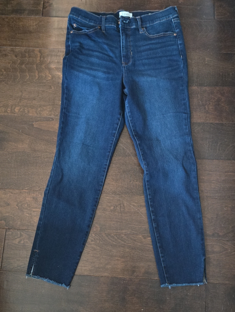Soho Dark Indigo Cropped Ankle Jeans